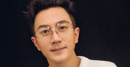 望两年两胎长相耐老的男演员，我只服这4位！不仅演技好，还越看越有味道二胎了