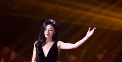 美为他臣服《中国好声音》冠军出炉：来自李克勤战队的伍珂玥他被称