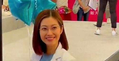 马国明 陈自瑶 何依婷宣传新片，低调面显亲切，获得大家好评