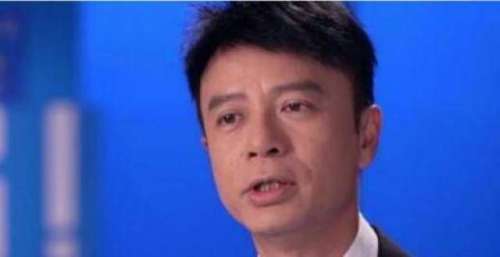 伍珂玥获得冠军后，立马向李克勤索要谭咏麟陈慧敏签名，原因好笑