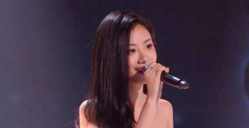 《中国好声音》伍珂玥夺冠！港媒：已创造历史，广东歌不用陪跑了