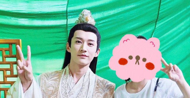 刘学义《落花时节又逢君》小白龙好腼腆，袁冰妍再穿仙女裙