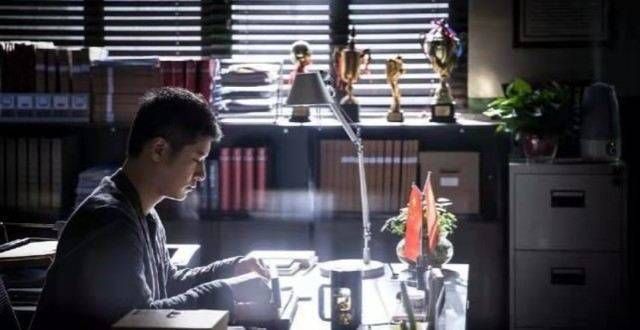 大家认为万茜和任重出演的电视剧《第十二秒》怎么样呢？