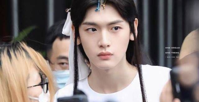 《吉星高照》新导演再次跑路？刚进组就被遣返，圈内正等着看笑话