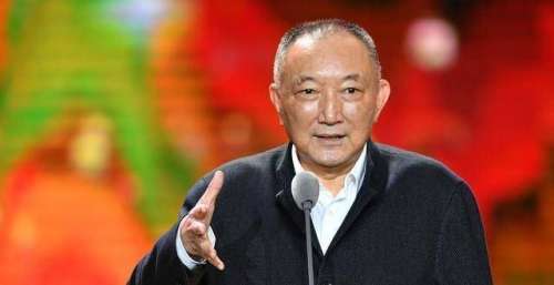 韩三平到底什么背景？为何他的名字频繁出现在众多电影的片头？