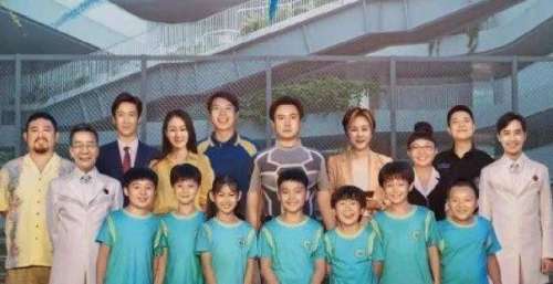 《我和我的父辈》之《少年行》，沈腾当导演真不如当演员？
