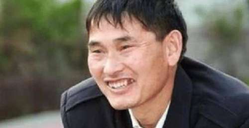 “大衣哥”朱之文的悲剧，值得每个人警醒