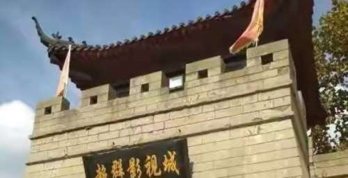 他演活“包青天”：为拍戏花光家产，患脑肿瘤开颅倒缩5厘米