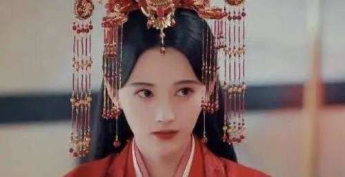 《慕南枝》：每部剧都自带造型师的鞠婧祎，能好好演戏吗？
