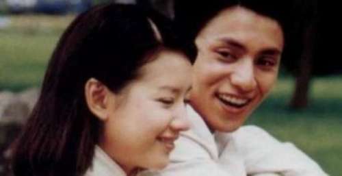 董洁新剧婚纱造型曝光，被男演员搂抱一脸娇羞，网友评论多为