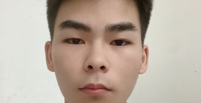 歌手周森在广州举行签约公司仪式