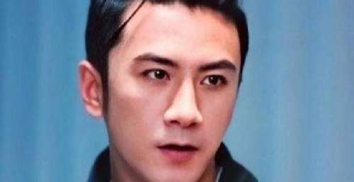 向佐被肖顺尧追着打，儿子在赛场上输掉，向太这次没脾气了