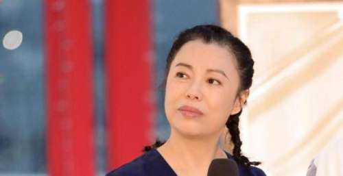 《欢唱大篷车》今晚“乘风破浪”而来，黄绮珊实力开唱点亮青岛海上“灯塔”
