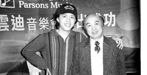 李云迪被官媒定性失德艺人，和郎朗相比，他差在这三点