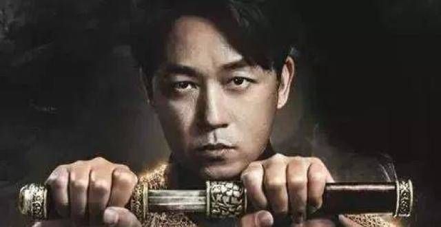 战蜈蚣斩大蛇！程玉楼手中的这把小神锋，究竟有何魅力？