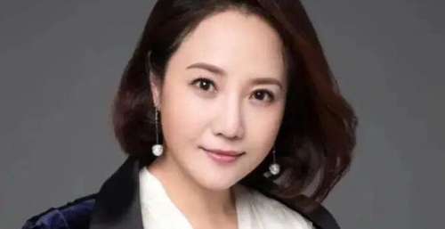 仍然活跃在广东电视台当中的四位元老级主持人，你最喜欢谁？