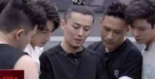 《披哥》淘汰赛：这些男人怎么比女人还绿茶？