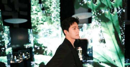 杨洋官宣新代言 作品口碑齐飞商业价值不断提升
