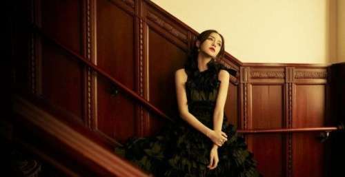 Angelababy～美丽黑天鹅