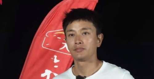 《极挑》全员素颜，黄明昊痘痘肌，李沁反差大，张彬彬成颜担
