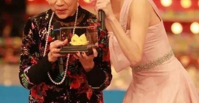 最年长影后！TVB老戏骨家贫17岁出道入行，今86岁未言退休