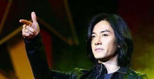 《决战紫禁之巅》，刘德华向郑伊健低头？那些年他俩的恩怨情仇