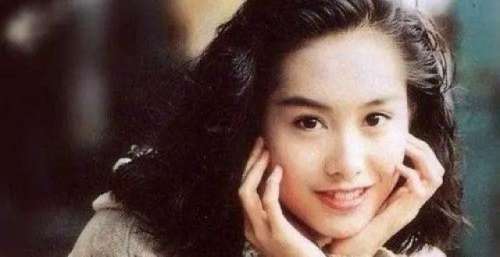 遇到了盖世英雄，却被骂“撒谎精”？朱茵与黄贯中真的太不容易了