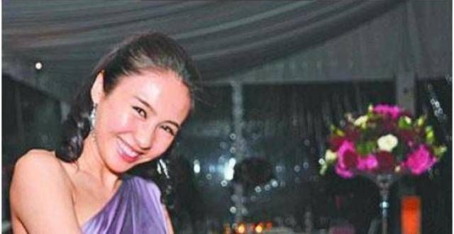 “豪门弃女”黎姿的受难史，和她为报恩嫁“跛豪”的隐秘往事