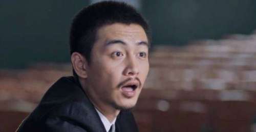 冲着闫妮和看的《突围》，却被陈晓迷住，演技越来越成熟