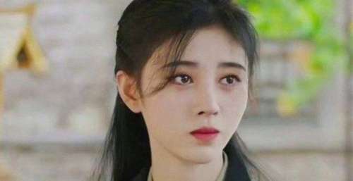 古装剧“女扮男装”，鞠婧祎的“男儿身”太好识破，看到她的我真服