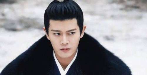 纸媒点名批评，任嘉伦：有一种演技仅粉丝可见，你认可吗？