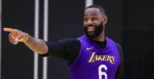 NBA巨星詹姆斯吐槽《鱿鱼游戏》结局，该片导演回应：可以去拍续集