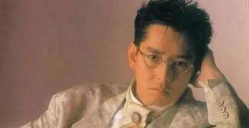 挤走原配，与情人共度26年，谭咏麟比你想象更“渣”