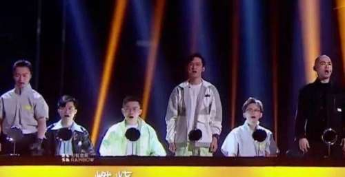 彩虹合唱团又出圈了，上演别样《卡路里》不愧是合唱团的偶像组合