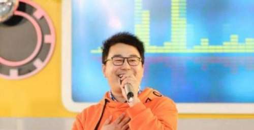 《欢唱大篷车》一路向北到唐山 娄艺潇与民间歌手欢乐对歌