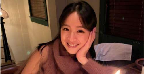 林依晨产后首晒女儿脚丫迎接39岁生日，手捧脸面笑靥如花