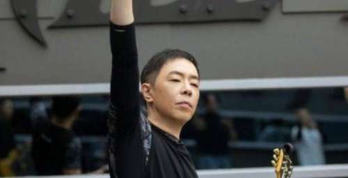 既文艺又摇滚！黄贯中发文告别“披荆斩棘”：离家152天，写下6万字日记