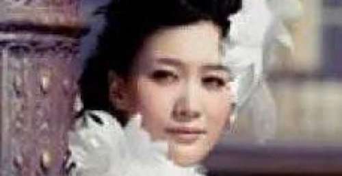 《红旗三部曲》