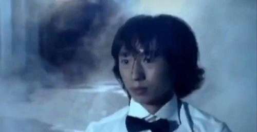 庞麦郎带来新歌，被质疑在模仿周星驰，拍摄状态鬼畜让人害怕