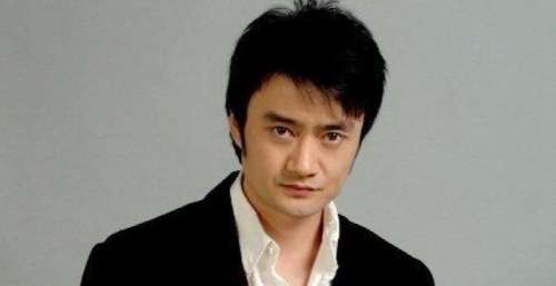 《前行者》主演曹卫宇：落魄时靠馒头榨菜度日，与结发妻相爱18年