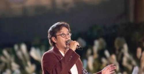 《时光音乐会》收视两连冠！实力歌手改编谭咏麟金曲，歌声中的情谊更动人