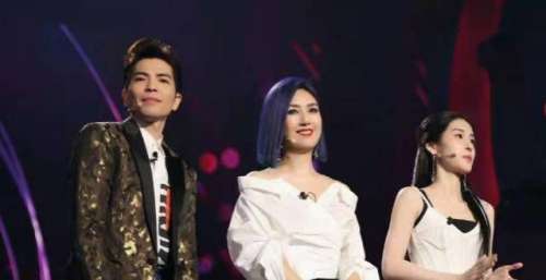 我们的歌：星际宝贝，国色天香，刘宇宁单依纯周笔畅张碧晨首轮团战惊艳全场