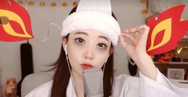 冯提莫万圣节妆容，直播间可爱鬼主题，粉丝福利送不停