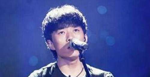 赵雷竟是人间清醒，爆红后拒绝唱《成都》，如今只好无奈离开
