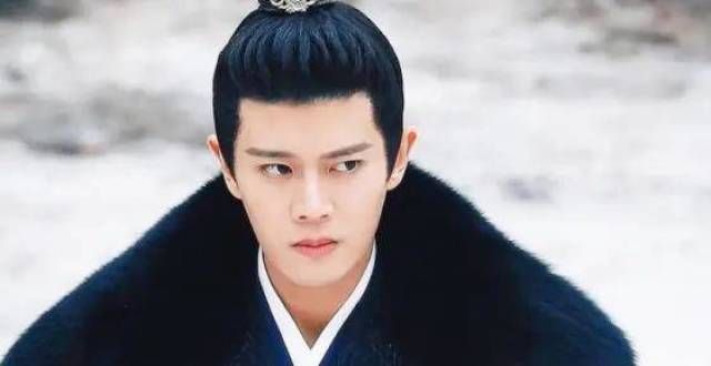 《一生一世美人骨》中两人的感情为什么会让人觉得很突兀？