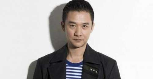 《突围》主演黄志忠：婚姻破碎内心有痛，婚姻带给了男人什么？

