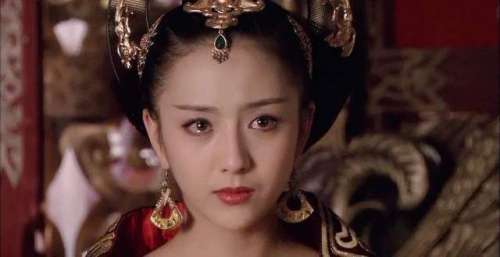 演好帝王的女人不容易，她们却可以成为教科书