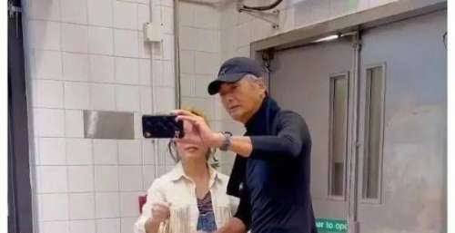 66岁周润发跑步被偶遇：状态超好，岁月也挡不住自律的人