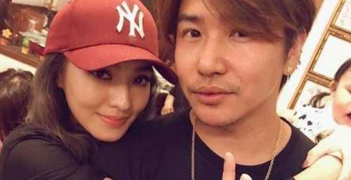 欧弟前妻被曝新恋情，男方小其八岁高大且帅气，同回香闺8个小时