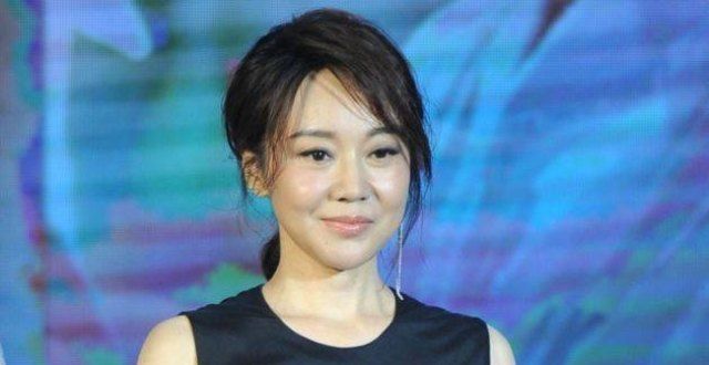 同样是《突围》主演，和黄志忠有何差别？闫妮的评价一语中的